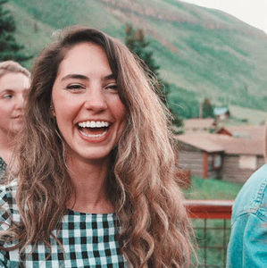 Meet your Posher, Julie